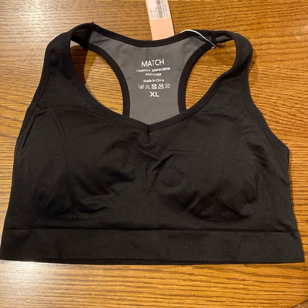 Match black sports bra size XL. NWT.